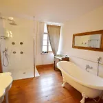 D'hotes Chateau De Grunstein Bed & Breakfast