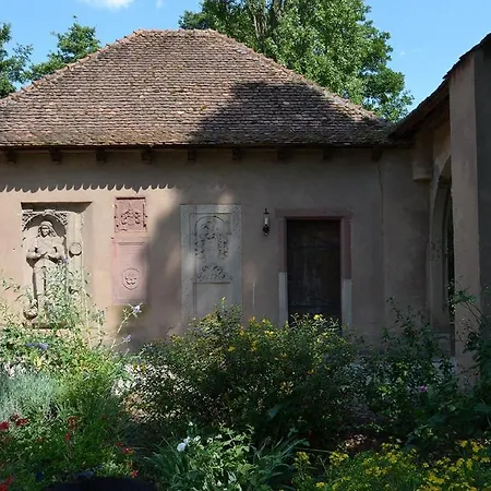 D'hotes Chateau De Grunstein سْتوجْزا